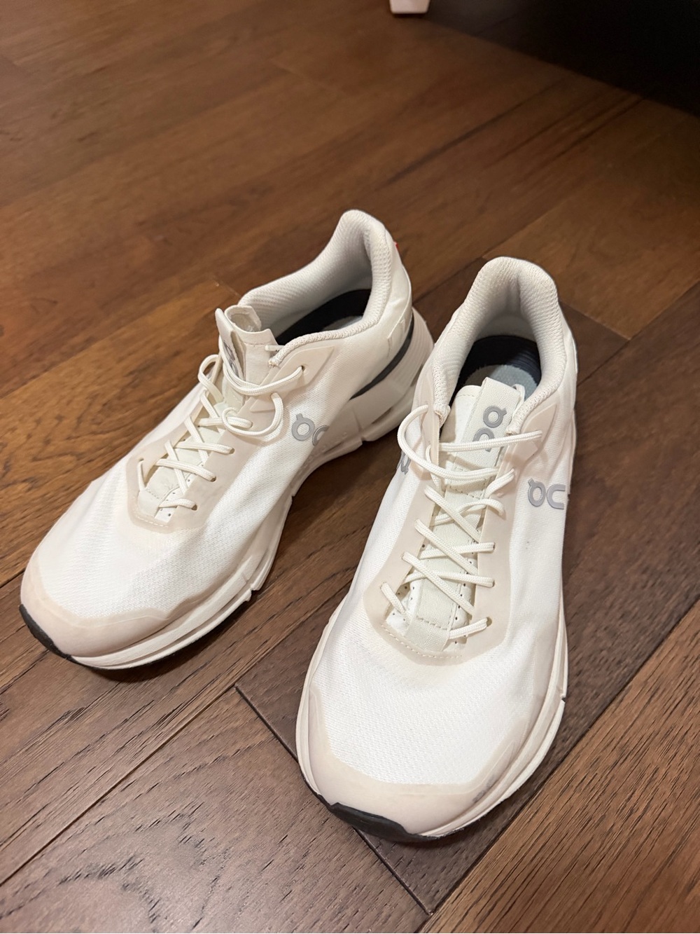 On Cloud Women's Shoes